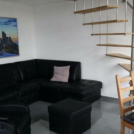 Apartment Near Frankfurt, Fantastic View! Usingen Exterior photo