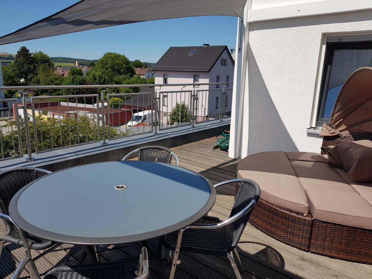 Apartment Near Frankfurt, Fantastic View! Usingen Exterior photo